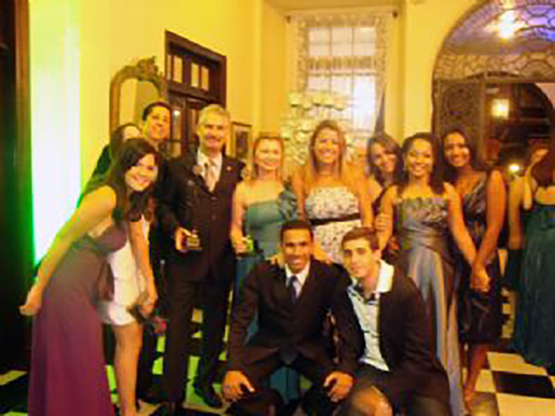 A JCL – TECNOLOGIA recebeu pela 2ª vez consecutiva, o Prêmio Medalha de Ouro à Qualidade do Brasil