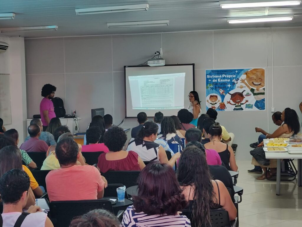 JCL Tecnologia Apresenta Novos Produtos e Melhorias para SEDUC em Evento com Diretores e Secretários de 110 Escolas de Camaçari